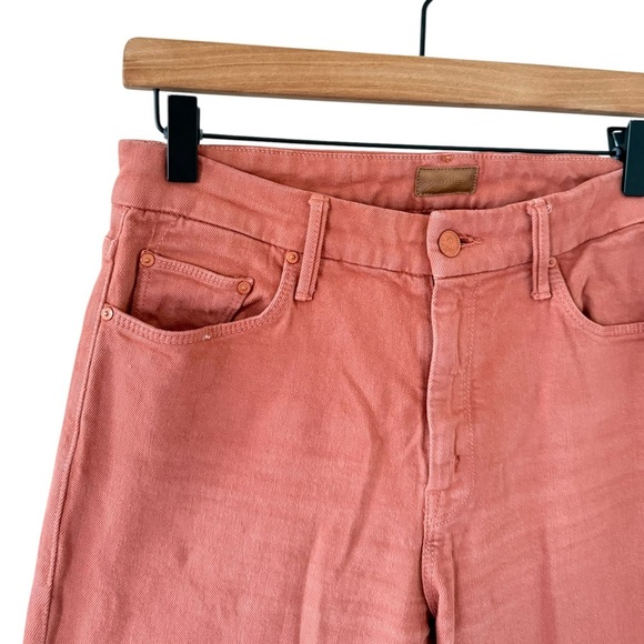 Mother The Looker Ankle Fray in Gettin’ In - Picture 6 of 7